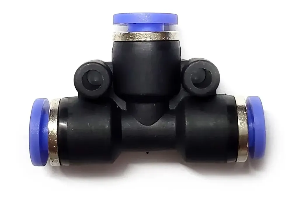 Conector rapido neumático en T 4mm